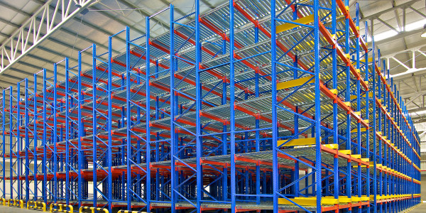 Pintar Fachadas de Naves Industriales, Fábricas y Almacenes Alcobendas · Pintura para Pintado de Naves, Fábricas y Grandes Estructuras