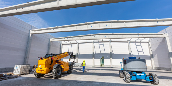 Pintar Fachadas de Naves Industriales, Fábricas y Almacenes Alcobendas · Pintar Construcción de Obra Nueva