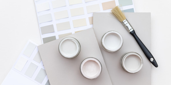 Trabajos Verticales en Fachadas de Edificios / Viviendas Móstoles · Pinturas de Alta Calidad y Durabilidad