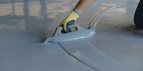 Trabajos Verticales en Fachadas de Edificios / Viviendas Móstoles · Pintura y Pavimentos para Pintar Garajes y Parkings