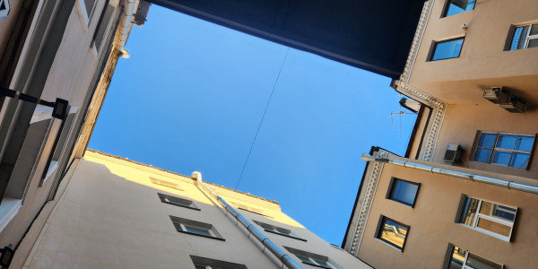 Trabajos Verticales en Fachadas de Edificios / Viviendas Móstoles · Pintado de Fachadas y Patios Interiores de Luces